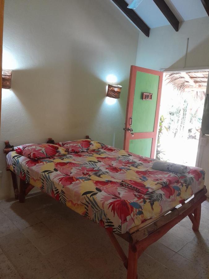 Yes Papa! Rooms Only 100M From The Beach! Лас Галерас Екстериор снимка